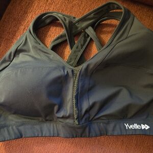 Yvette Power Cross Back Black Sports Bra Size 44 (D-F)